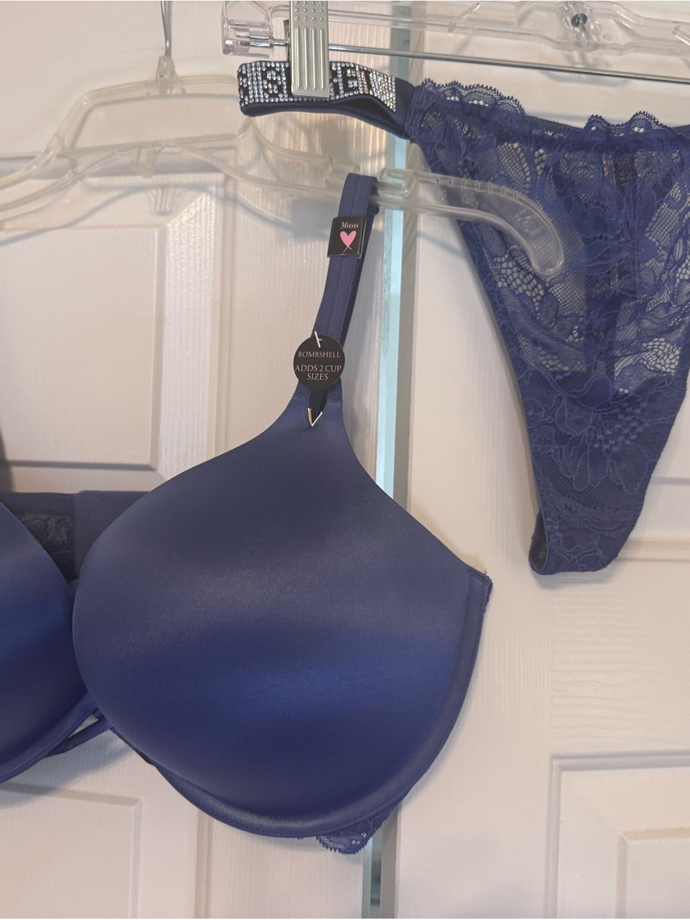 Victoria's Secret Blue Molded T-Shirt Bra with Lace Thong